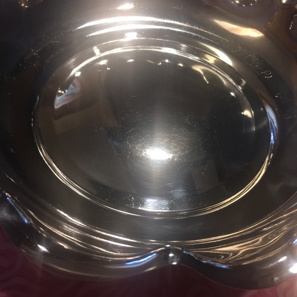 Reed and Barton Silver Scalloped Serving Bowl - Picture 4 of 11